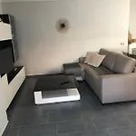 Ocean View First Sea Line Apartamento